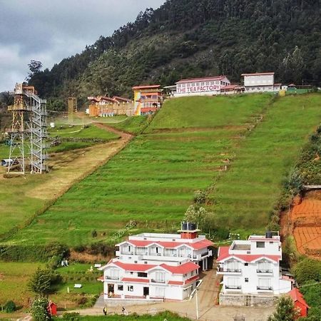 Berry Hills Resort Ooty Buitenkant foto