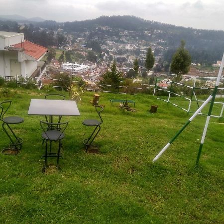 Berry Hills Resort Ooty Buitenkant foto