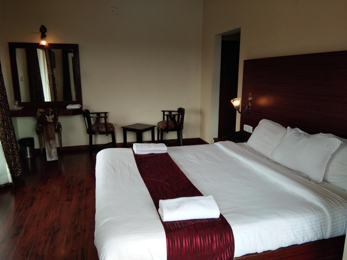 Berry Hills Resort Ooty Buitenkant foto
