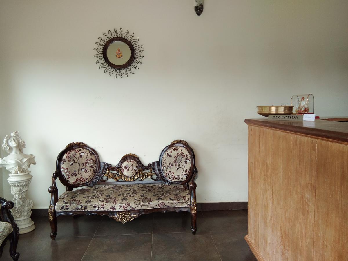 Berry Hills Resort Ooty Buitenkant foto