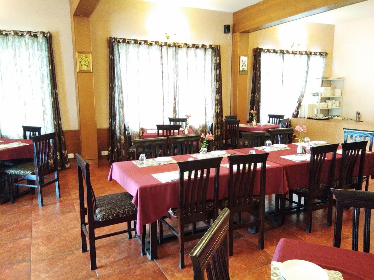 Berry Hills Resort Ooty Buitenkant foto